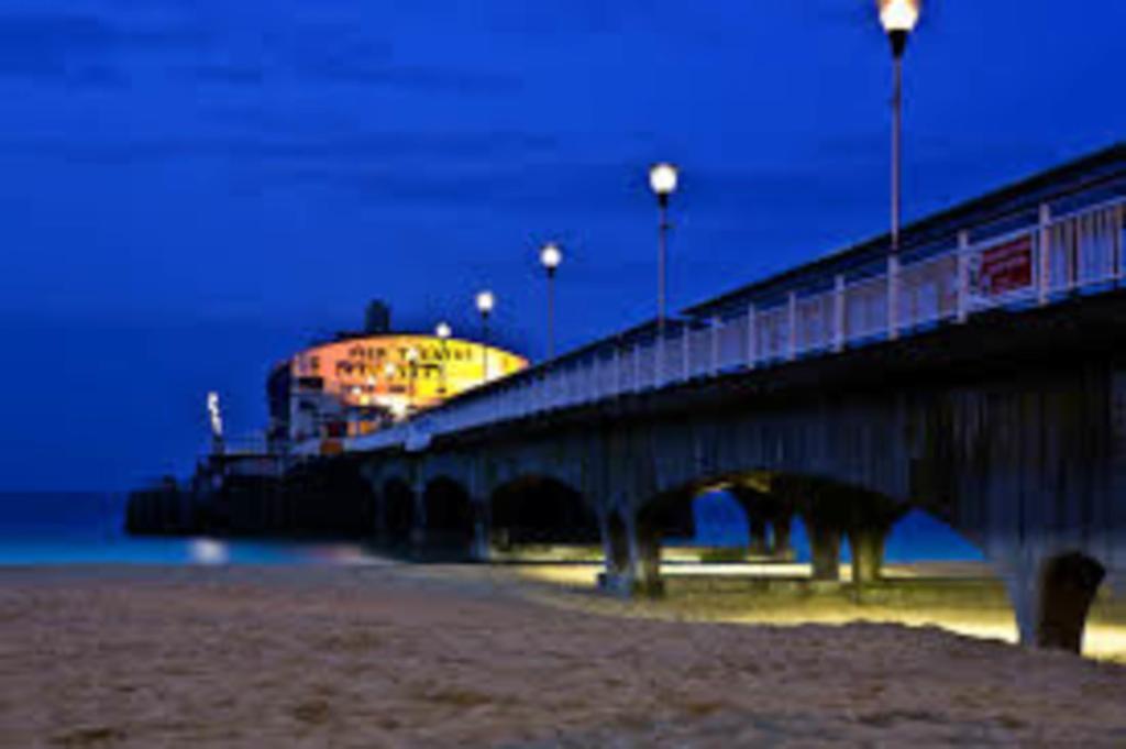 Travellers Retreat Hotell Poole Exteriör bild