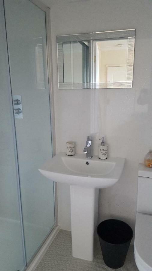 Travellers Retreat Hotell Poole Exteriör bild